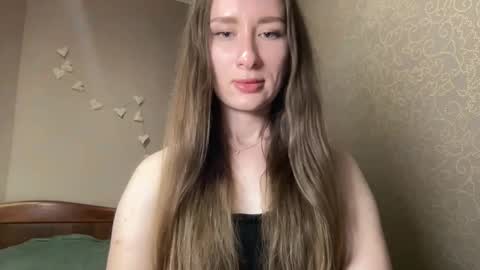 smilequeen_ online show from 11, 10, 2025