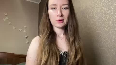 smilequeen_ online show from 20, 10, 2025