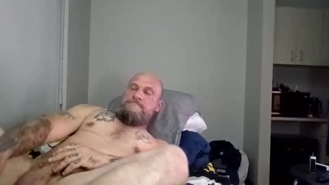 Snapshot of smitty012924 chatting on 19, 10, 2025 smitty012924 online show from 19, 10, 2025