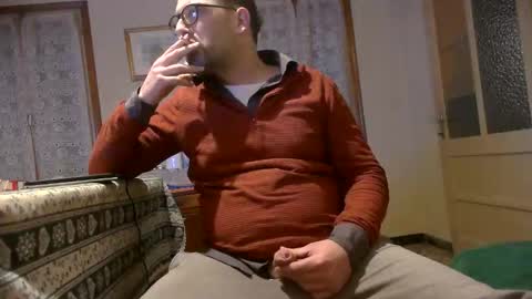 Snapshot of smokered100s chatting on 20, 3, 2026 luca online show from 20, 3, 2026