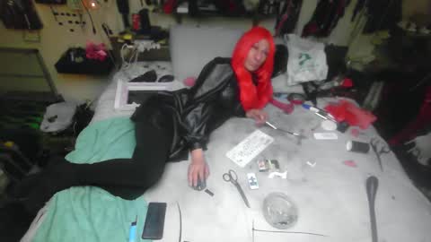 smokeslut365 online show from 7, 11, 2025