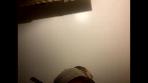 smokeymt420 online show from 4, 1, 2025