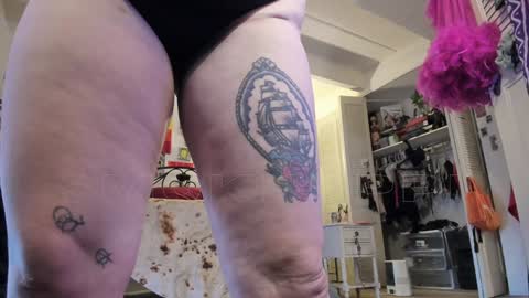 Big Dawg online show from 4, 2, 2025