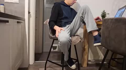 sneakerboy444 online show from 1, 12, 2025