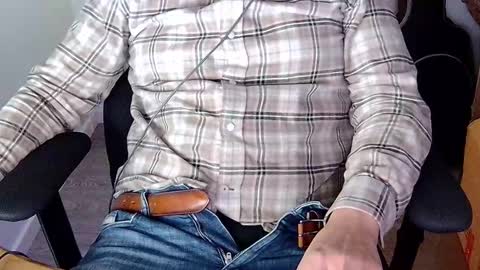 Sneakybill online show from 21, 10, 2025