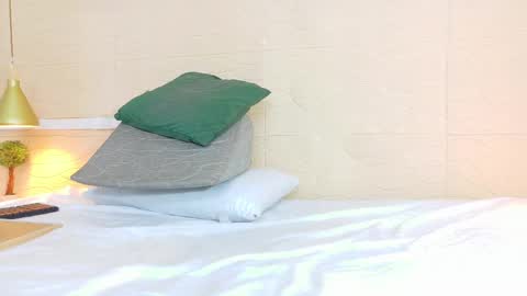 Snapshot of sneakyy_fantasy chatting on 25, 2, 2025 Hellen  online show from 25, 2, 2025