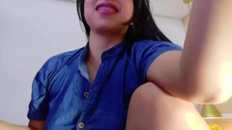 Snapshot of sneakyy_fantasy chatting on 6, 3, 2025 Hellen  online show from 6, 3, 2025
