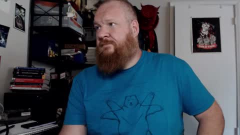 Snapshot of snidelywhipsass chatting on 18, 9, 2025 Snidely Whipsass online show from 18, 9, 2025