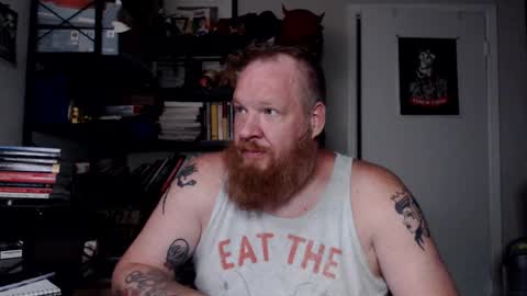 Snapshot of snidelywhipsass chatting on 29, 9, 2025 Snidely Whipsass online show from 29, 9, 2025