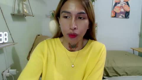 Snapshot of snow_2000 chatting on 27, 10, 2025 snow_2000 online show from 27, 10, 2025