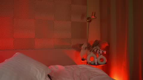 Candice Snow online show from 20, 12, 2024