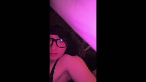 Snapshot of snowbhunniswirl chatting on 26, 3, 2026 SnowBhunni online show from 26, 3, 2026