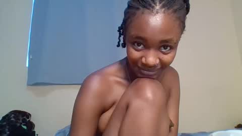 Snowie eyes online show from 8, 11, 2025