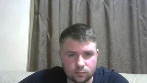 Snapshot of snowyqred chatting on 18, 11, 2025 Arthur online show from 18, 11, 2025