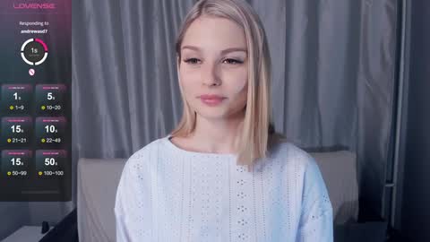Snapshot of so__sweet chatting on 17, 1, 2025 Alice - Birthday Girl online show from 17, 1, 2025