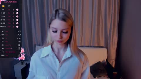 Snapshot of so__sweet chatting on 11, 2, 2025 Alice - Birthday Girl online show from 11, 2, 2025