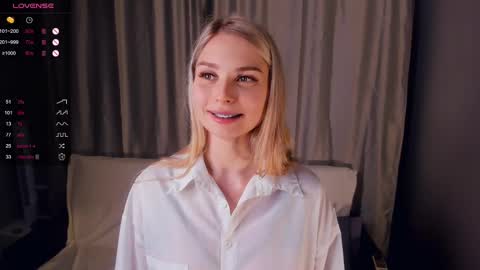 Snapshot of so__sweet chatting on 22, 2, 2025 Alice - Birthday Girl online show from 22, 2, 2025
