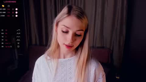 Snapshot of so__sweet chatting on 22, 2, 2025 Alice - Birthday Girl online show from 22, 2, 2025