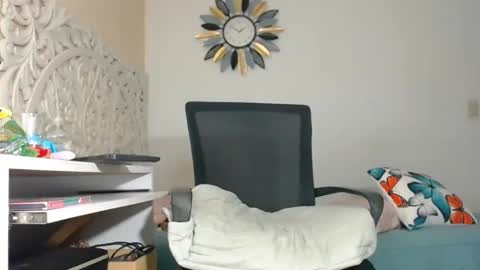 Snapshot of soalngets chatting on 13, 12, 2024 sol online show from 13, 12, 2024