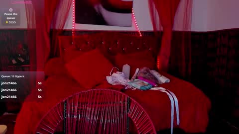 Snapshot of sobigcurvy44 chatting on 21, 10, 2025 leidy online show from 21, 10, 2025