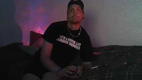 Snapshot of socalloverboy2 chatting on 24, 3, 2026 readyformy milf online show from 24, 3, 2026