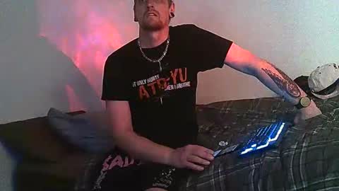 Snapshot of socalloverboy2 chatting on 28, 3, 2026 readyformy milf online show from 28, 3, 2026