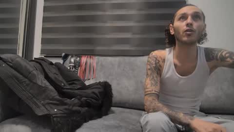 Snapshot of socialmediasweetty chatting on 16, 11, 2025 KINKYCHAOS online show from 16, 11, 2025