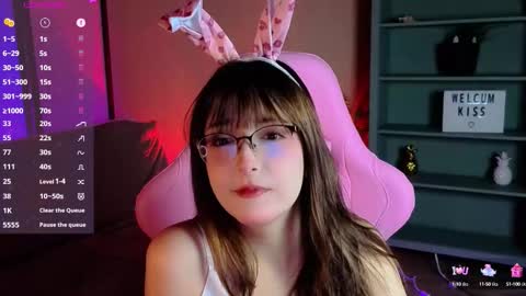 Soffie online show from 3, 10, 2025
