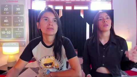 soffy and mia online show from 8, 11, 2025