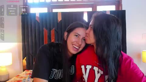 soffy and mia online show from 19, 11, 2025