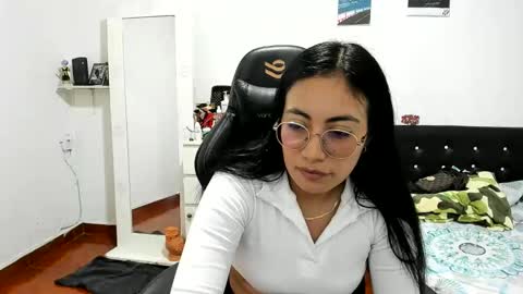 Snapshot of sofhya_jay9 chatting on 22, 1, 2025 Evainked online show from 22, 1, 2025