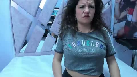 Sofi Noa online show from 19, 1, 2025