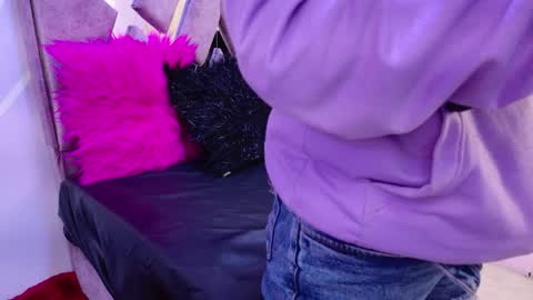 Sofi Noa online show from 22, 11, 2025