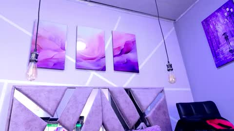 Sofi Noa online show from 2, 2, 2026