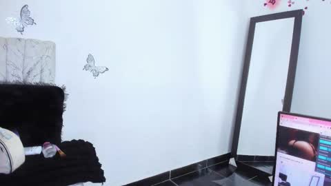 Snapshot of sofia_dg chatting on 13, 11, 2025 Sofia online show from 13, 11, 2025