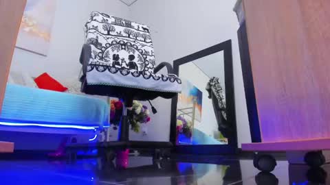 Sofia online show from 6, 2, 2026