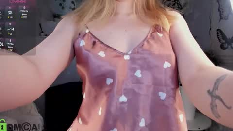 Snapshot of sofia_gaze chatting on 10, 2, 2026 Sofia Gaze online show from 10, 2, 2026