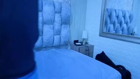 sofia gutierrez   online show from 12, 11, 2025