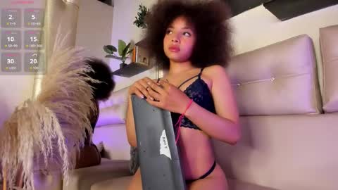 S O F I A  online show from 29, 11, 2025