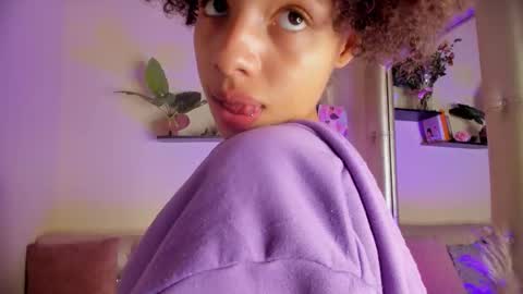 Snapshot of sofia_kay_ chatting on 19, 3, 2026 S O F I A online show from 19, 3, 2026