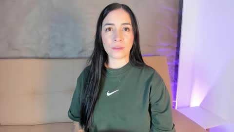 Snapshot of sofia_riveraa chatting on 13, 10, 2025 SOFIA online show from 13, 10, 2025