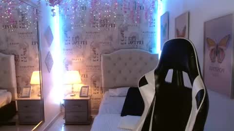 Sofia Tanaka online show from 16, 9, 2025