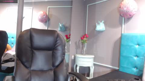 Sofa online show from 22, 1, 2025