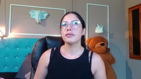 Sofa online show from 5, 10, 2025