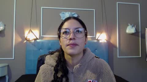 Sofa online show from 6, 11, 2025