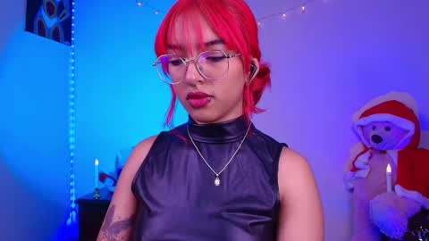 Snapshot of sofiaafoxx chatting on 5, 12, 2024 Sofia online show from 5, 12, 2024