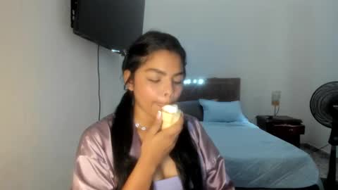 Snapshot of sofiacandy17 chatting on 23, 10, 2025 Danna Sofia online show from 23, 10, 2025