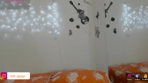 Snapshot of sofiacruz16 chatting on 8, 3, 2025 sofiacruz16 online show from 8, 3, 2025