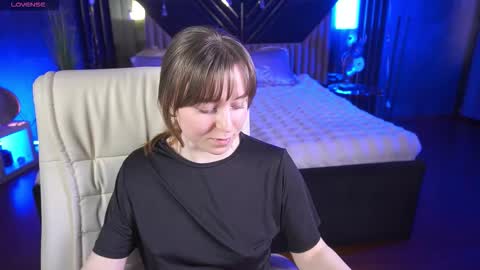 SofiaLuxuryy online show from 12, 2, 2026