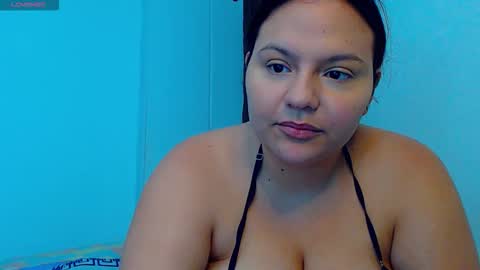 sofiamooon_ online show from 21, 12, 2025